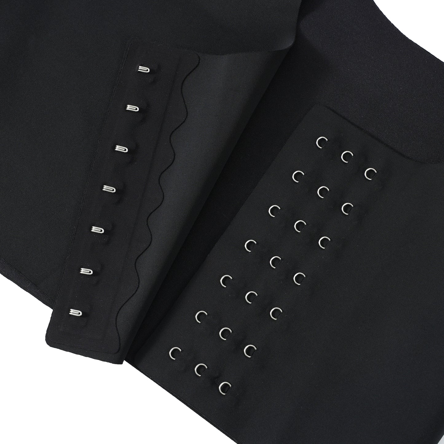 Layer of Quiet | Firm, Seamless Compression